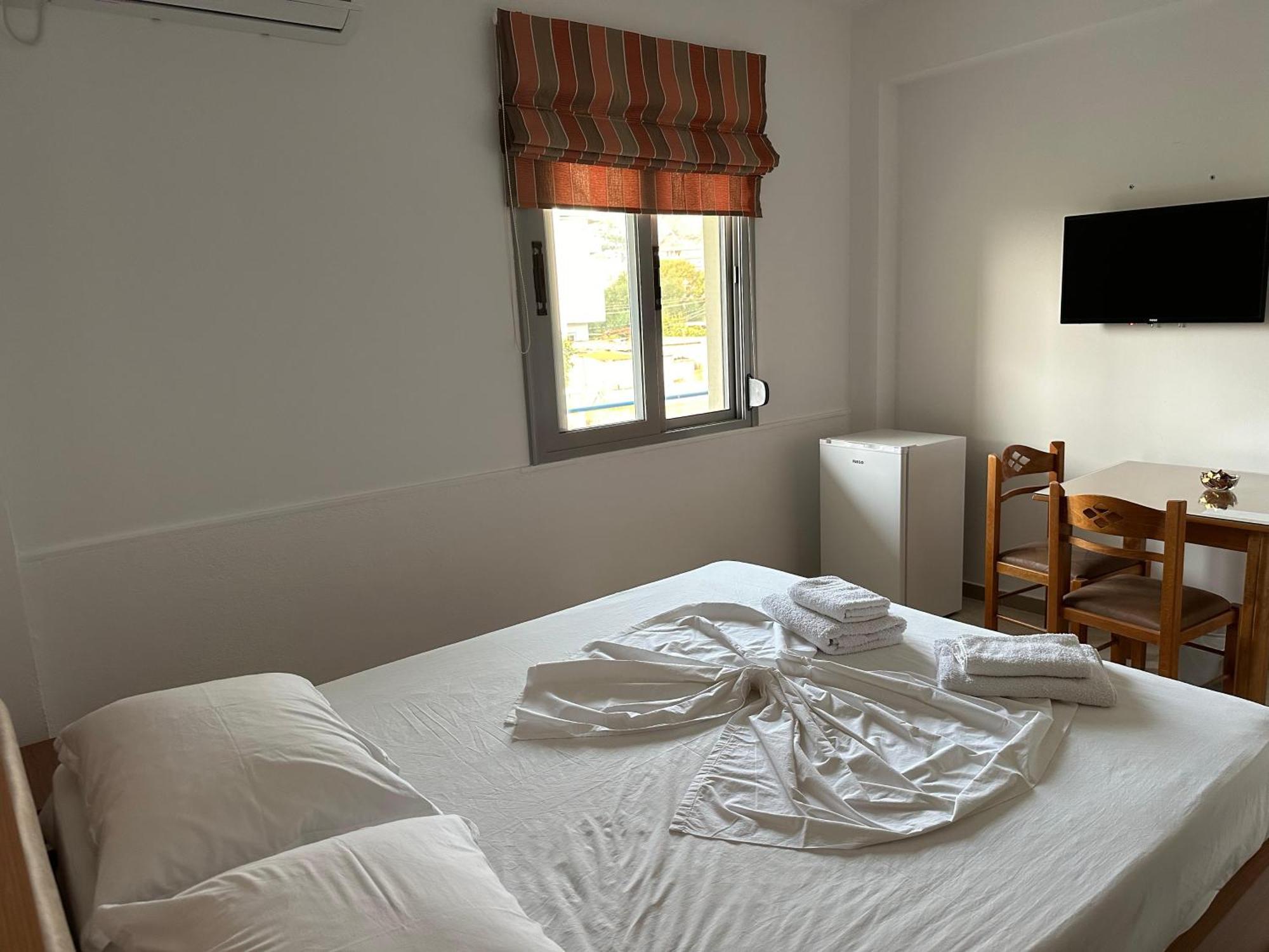 River Bridge Private Room Gjirokaster Exterior photo