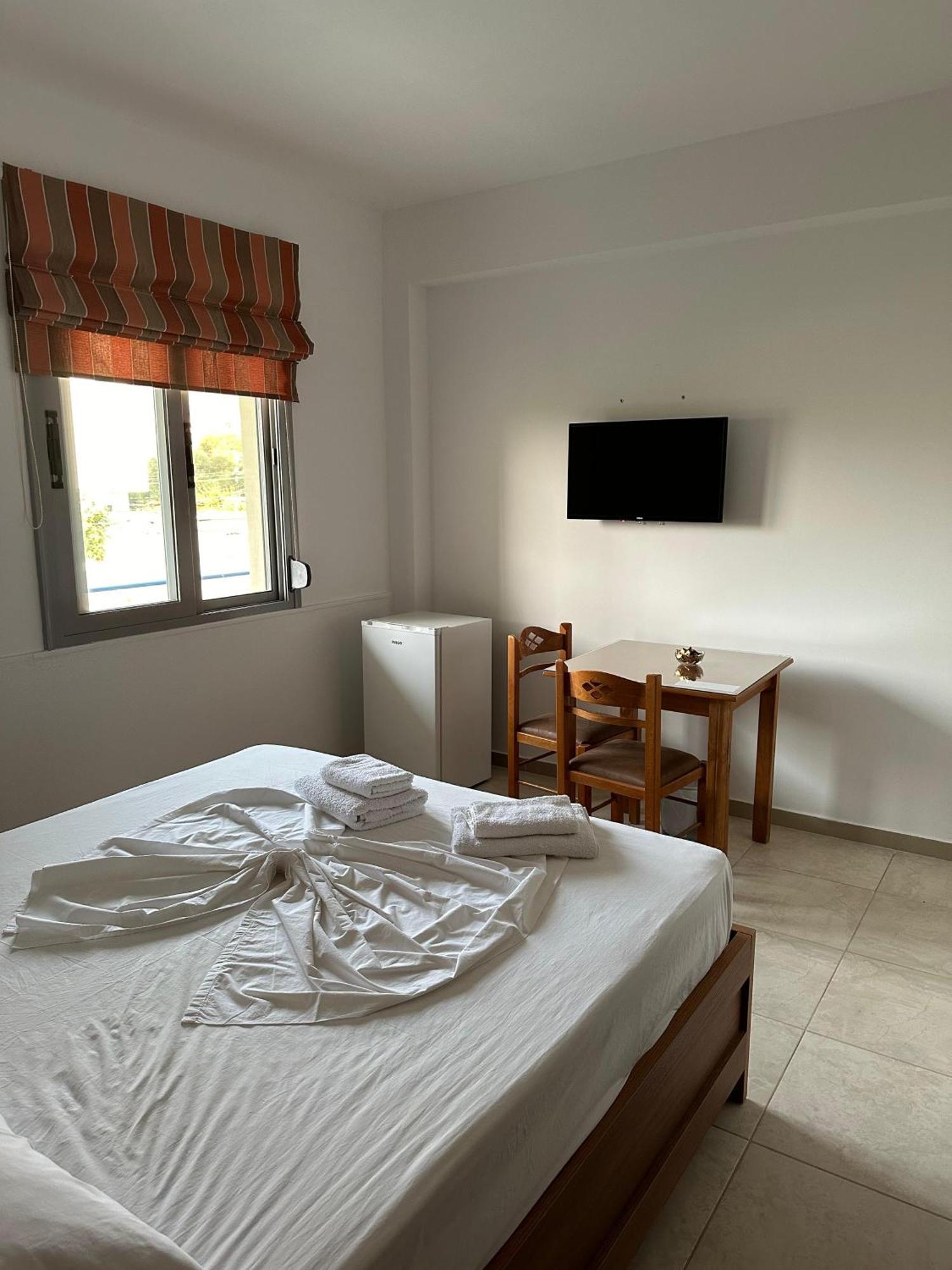 River Bridge Private Room Gjirokaster Exterior photo